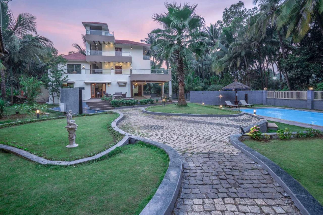 Stayvista At Sparsh Villa Alībāg Esterno foto